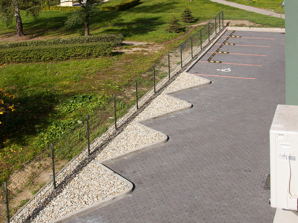 Hotel Labedy Gliwice Bagian luar foto